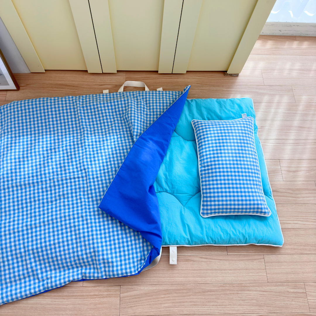 Checkered Portable Blanket